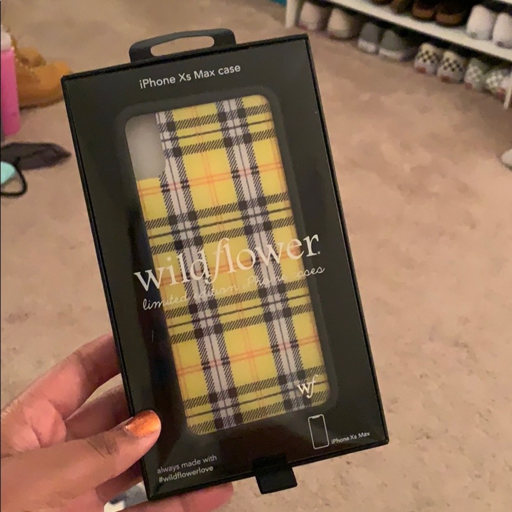 Yellow Wildflower iPhone XS Max Case